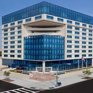 https://four-points-by-sheraton-long-island-city.us-newyorkcity.com