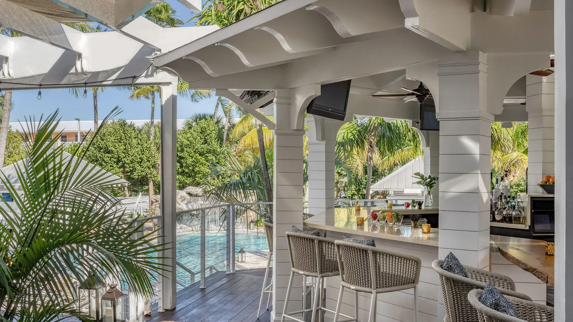 Hotel Margaritaville Beach House Key West