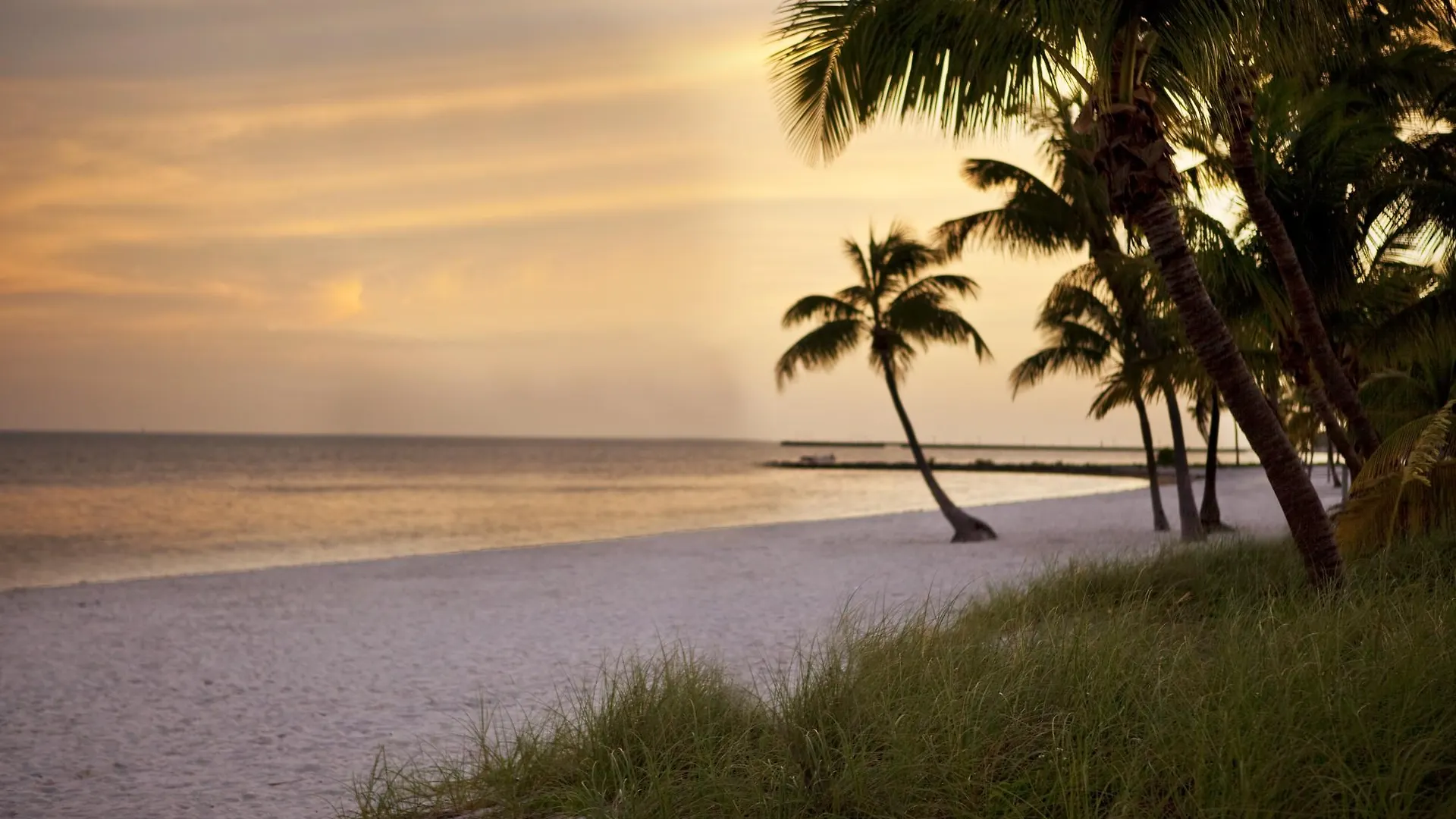 Hotel Margaritaville Beach House Key West